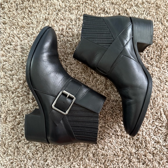 Aquatalia Foster Black Ankle Boots with Buckle - Picture 1 of 8